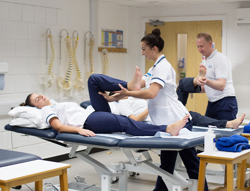 Physiotherapy students performing a simulation exercise
