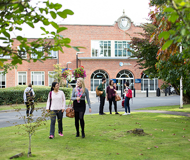 Lakeside Outdoor Activities - University Of Worcester